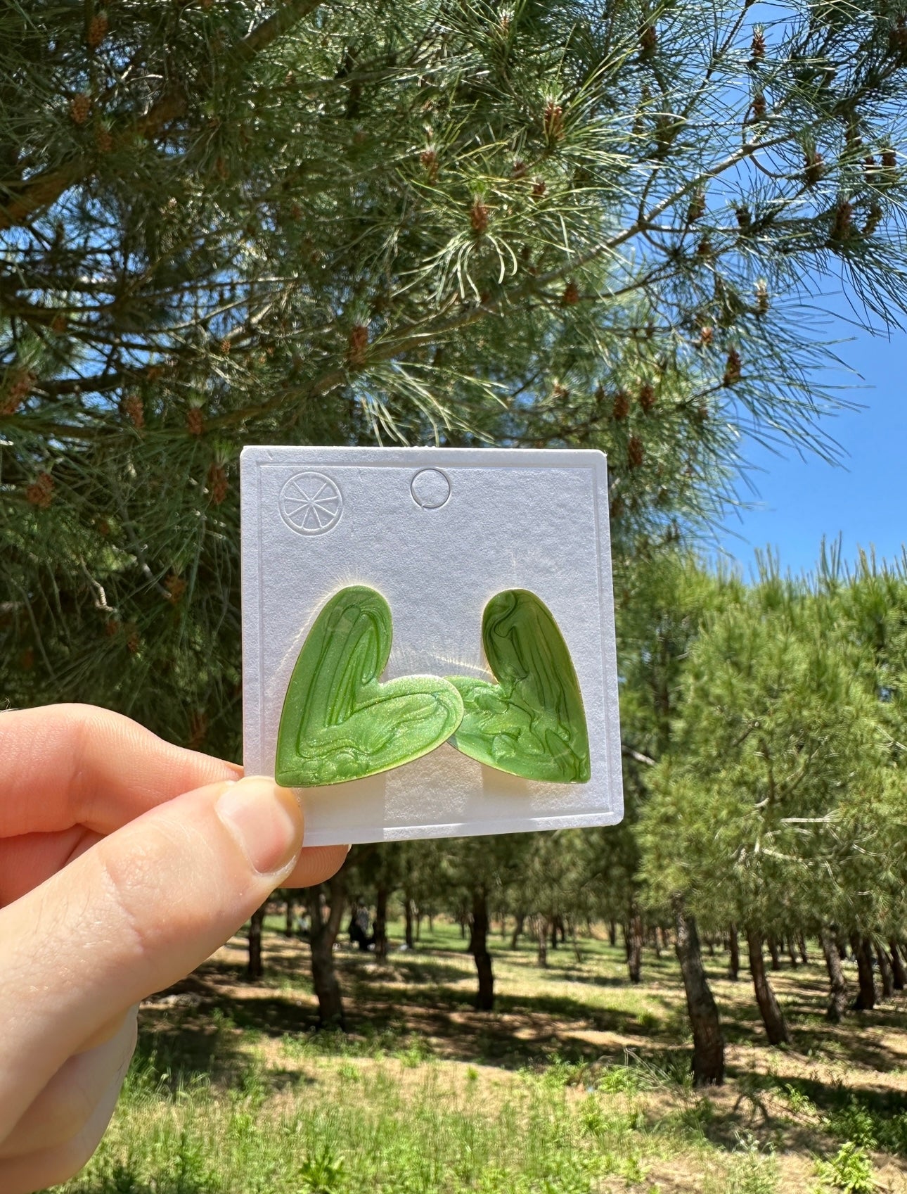 Yeşil Mineli Kalp Küpe