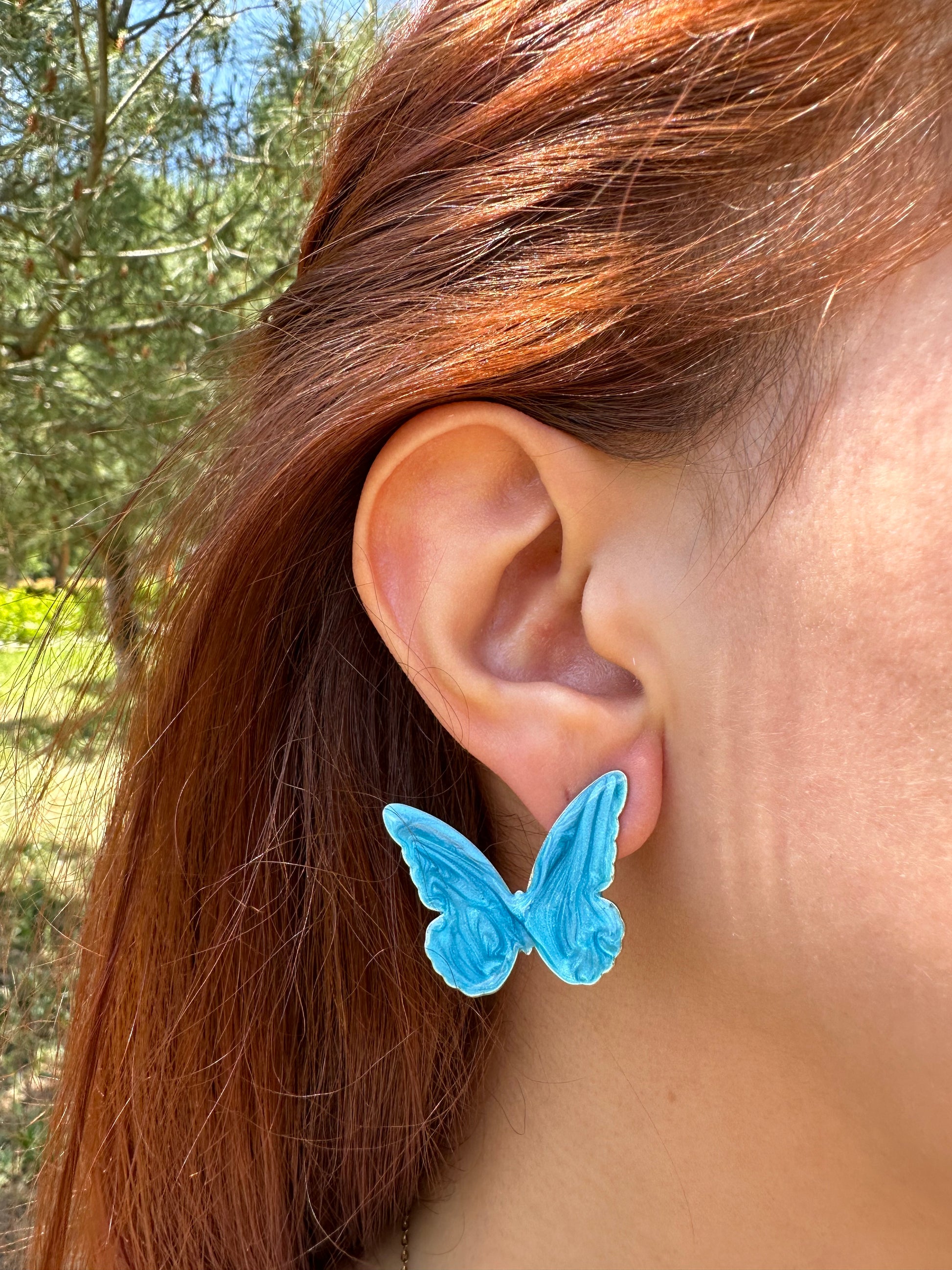 Mavi Mineli Kelebek Küpe