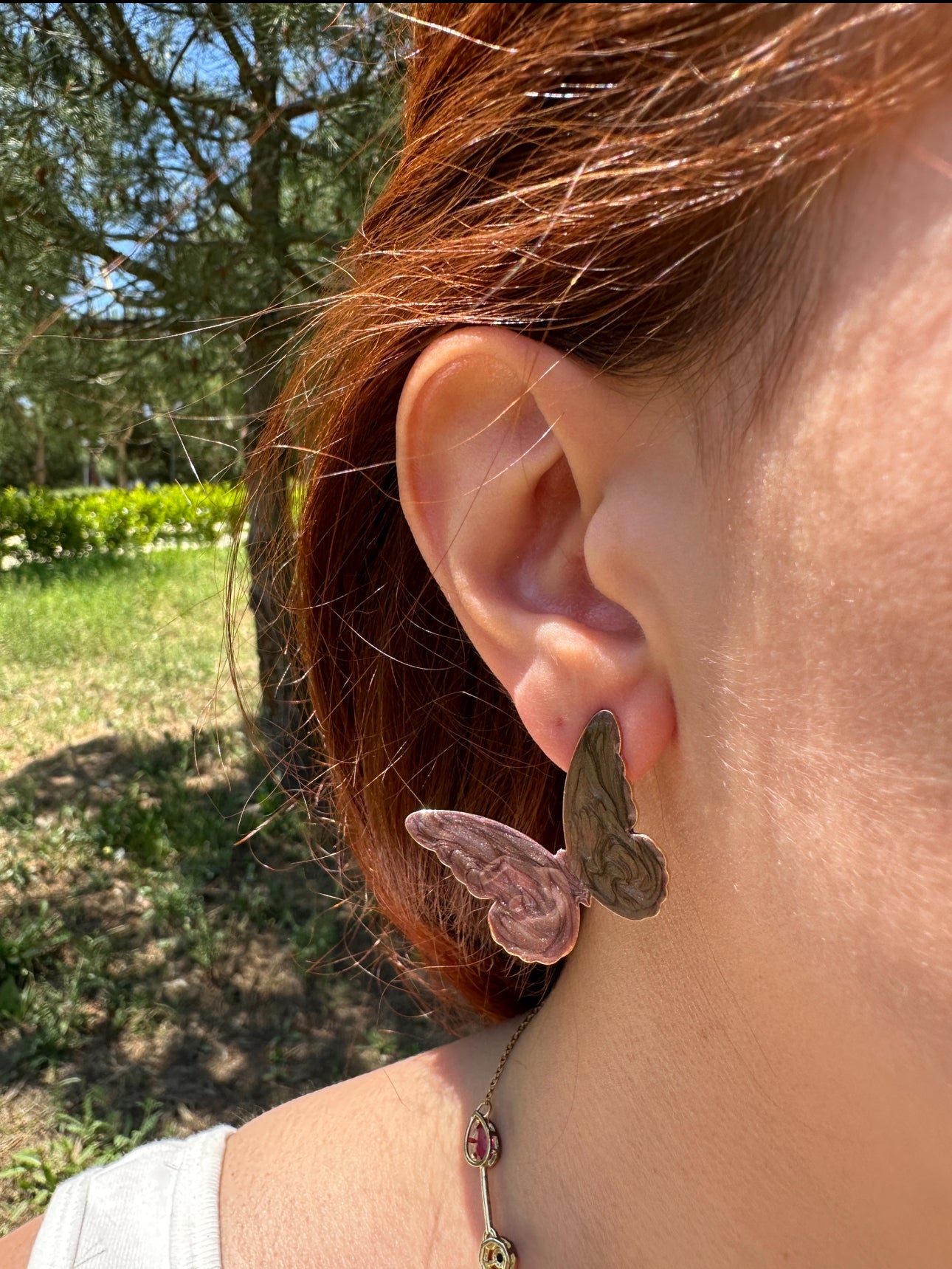 Kahverengi Kelebek Küpe