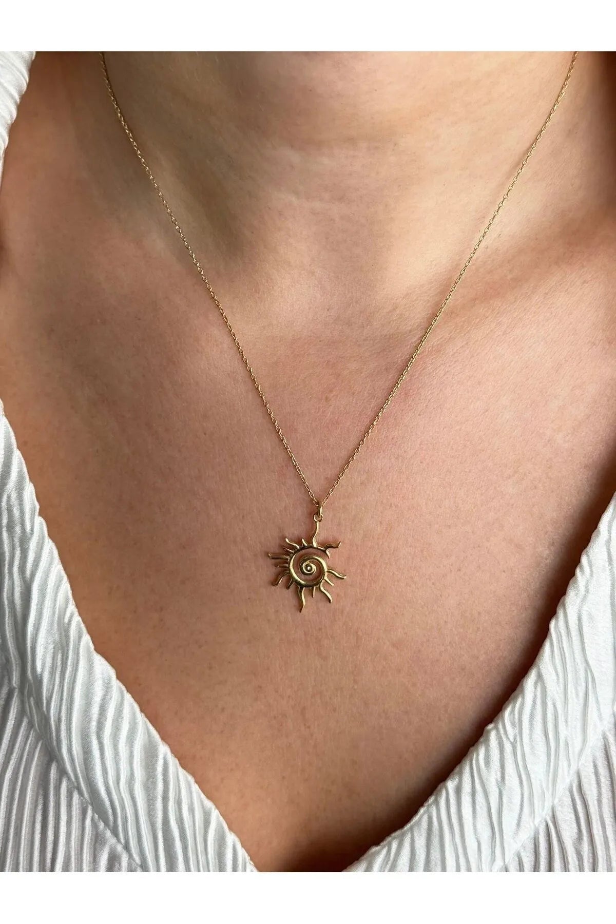 Çelik Bohem Güneş Kolye
