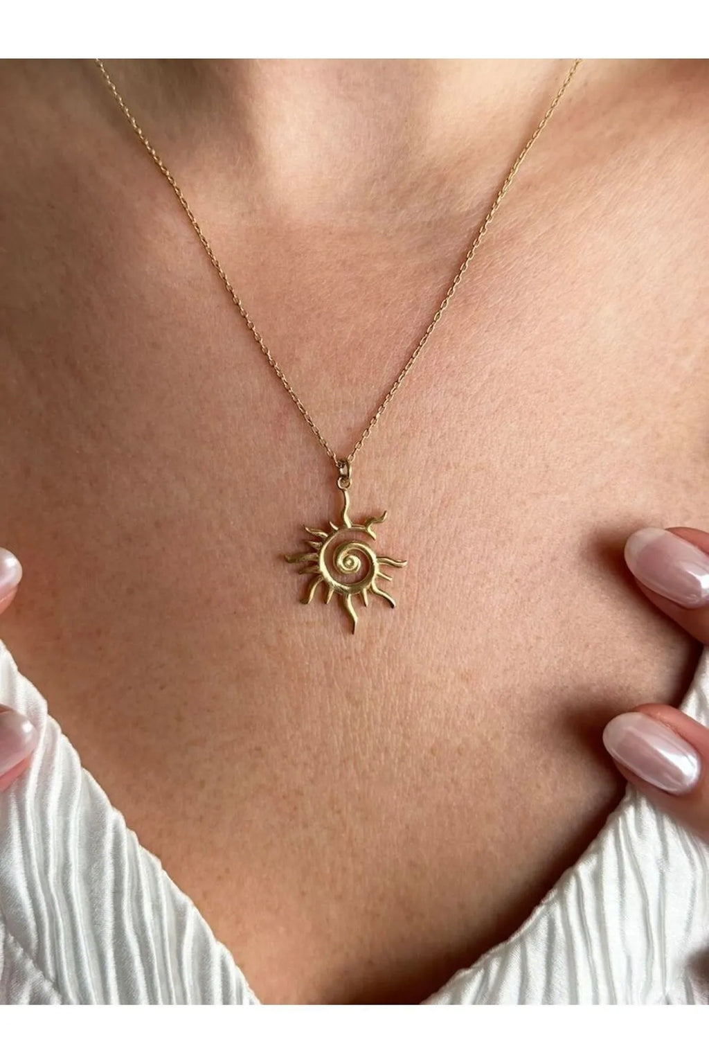 Çelik Bohem Güneş Kolye