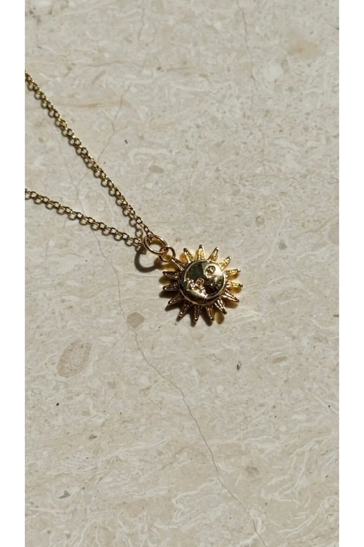 Çelik Zincirli Güneş Kolye