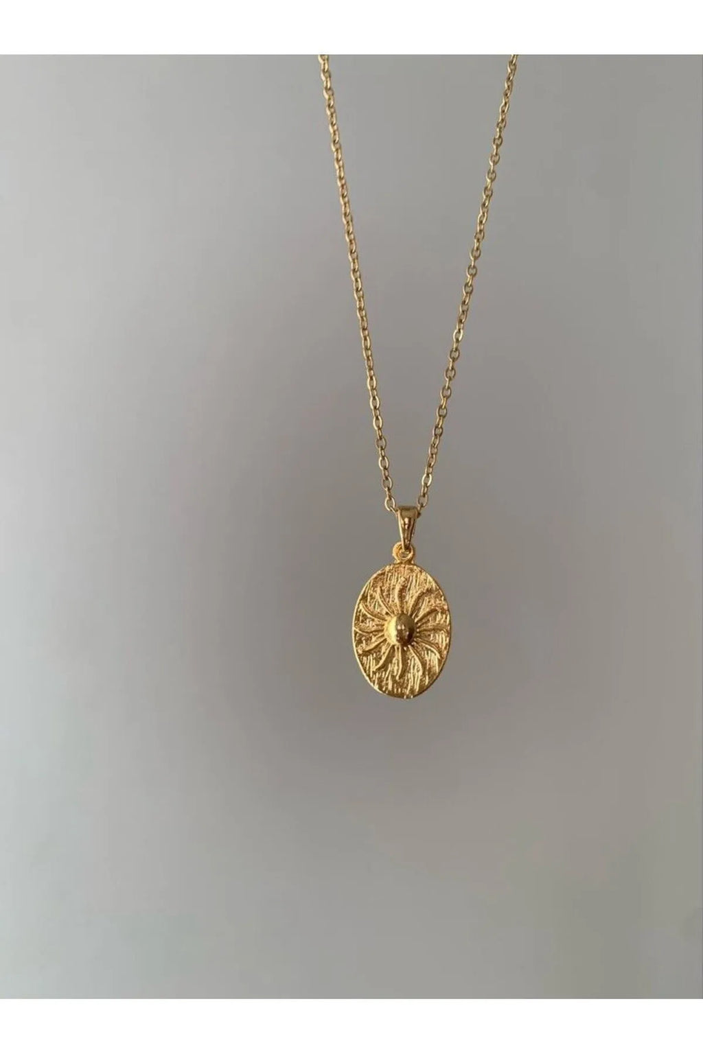 Çelik Zincirli Oval Plaka Güneş Vintage Kolye