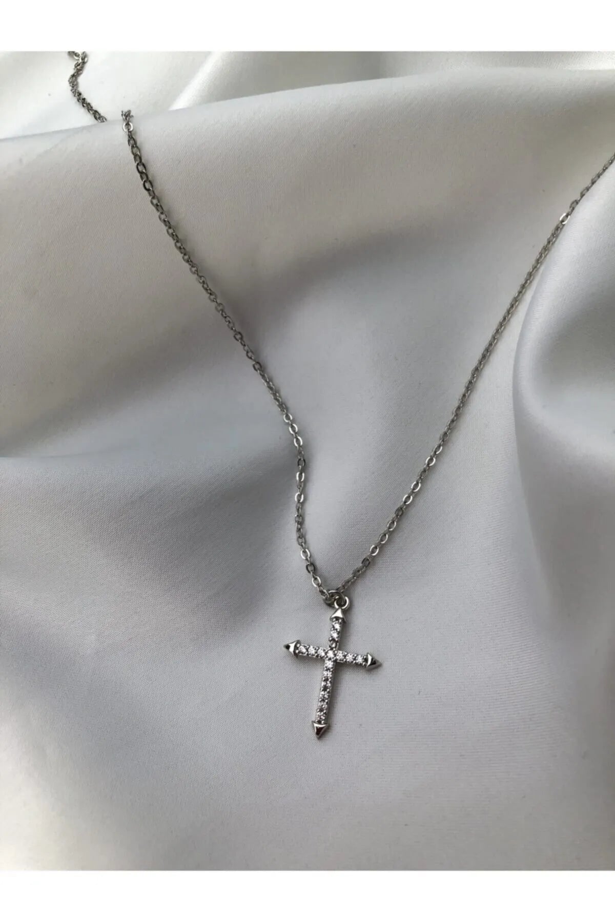 Zirkon Taşlı Haç Kolye