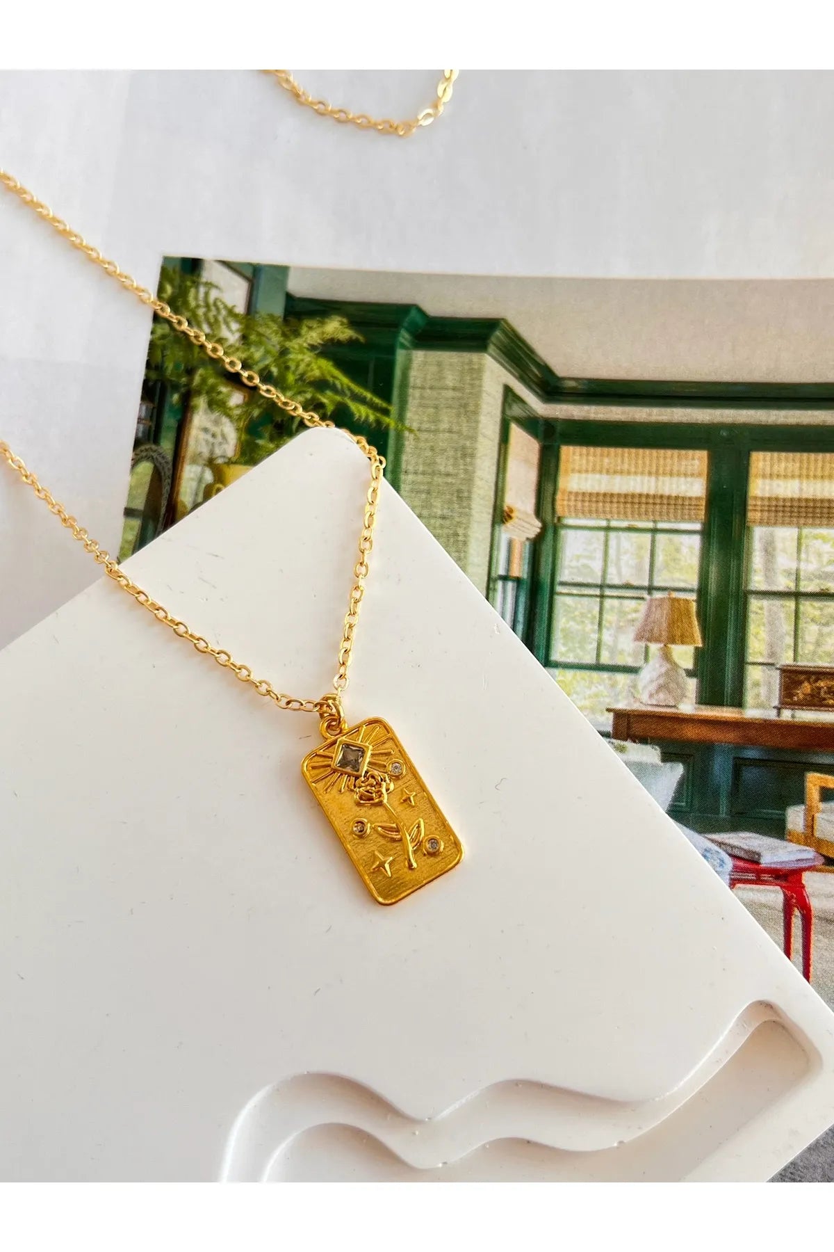 Çelik Çiçek Kolye