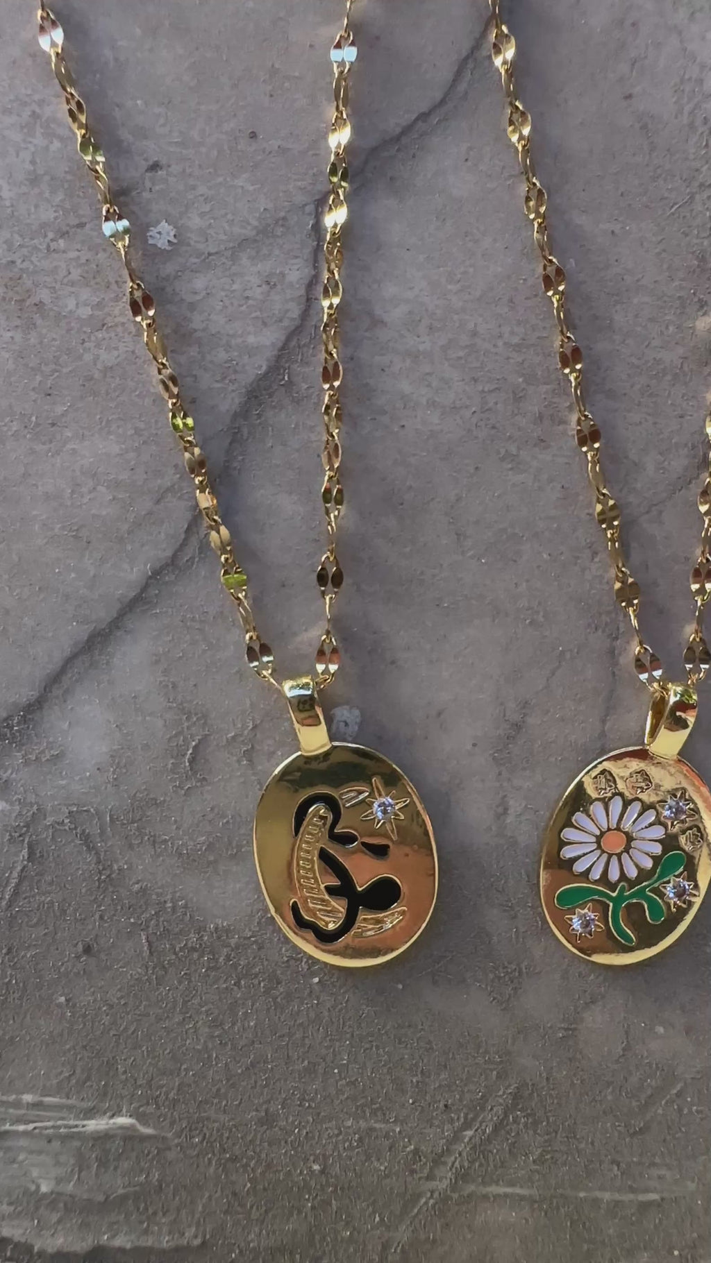 Çelik Kalp Detaylı Kolye